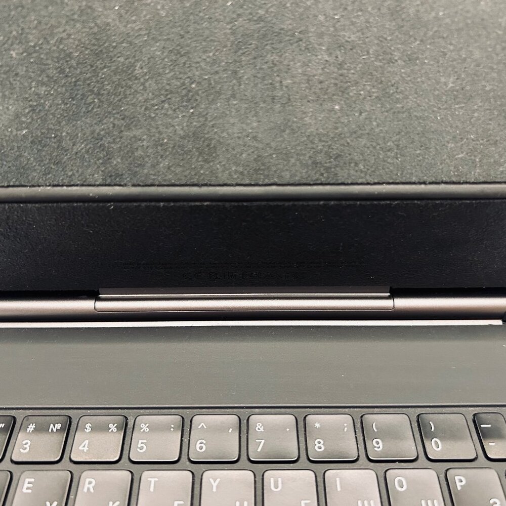 Apple Magic Keyboard Folio Dual English / Russian – iPad Pro 11" (2020) & Air - Picture 5 of 6